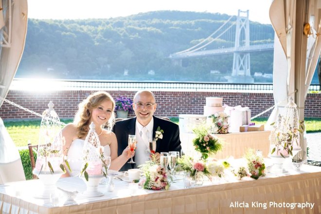 A toast at the Grandview set to music by Hudson Valley wedding DJ Bri Swatek courtesy of Alicia King Photography